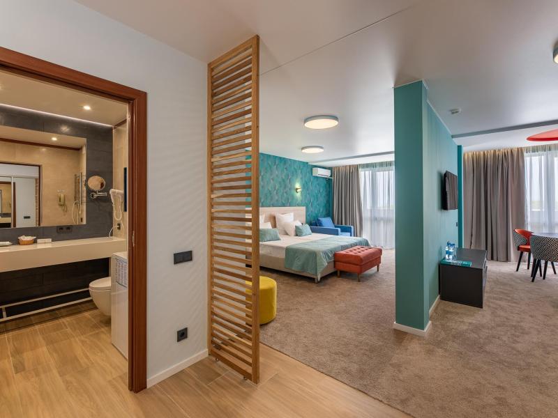 Лазурный Берег Парк-отель