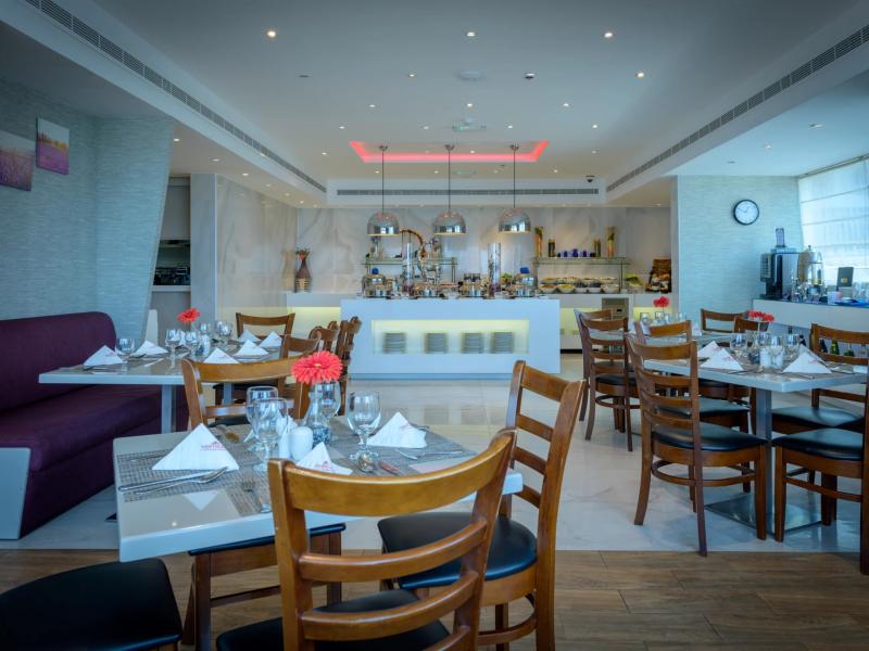 Hawthorn Suites by Wyndham Abu Dhabi