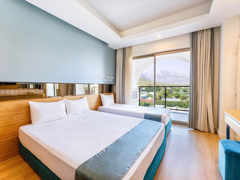 Dosinia Luxury Resort