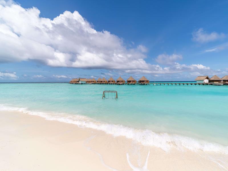 Mercure Maldives Kooddoo Resort