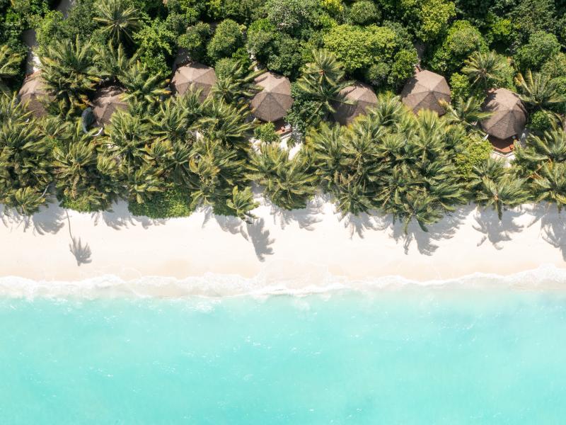 Mercure Maldives Kooddoo Resort