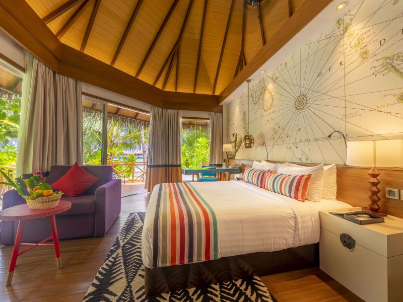 Mercure Maldives Kooddoo Resort