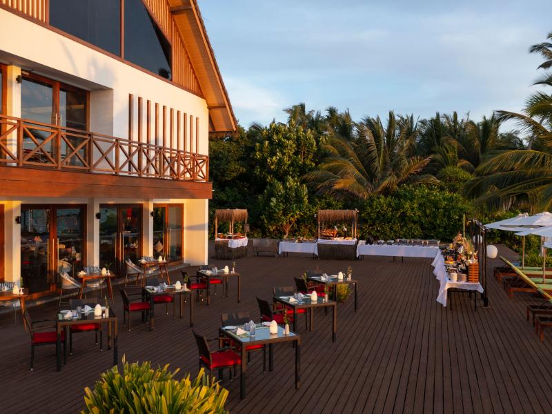 Mercure Maldives Kooddoo Resort