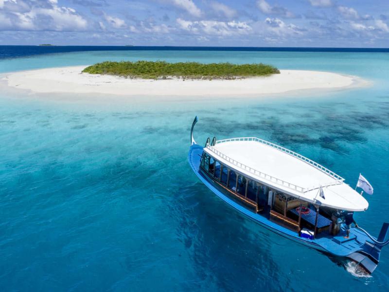 Mercure Maldives Kooddoo Resort