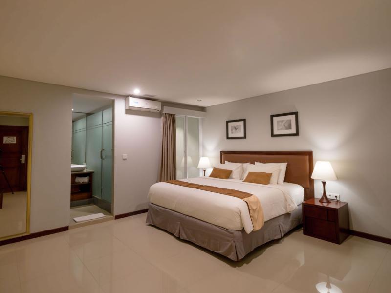 Kutabex Beach Front Hotel