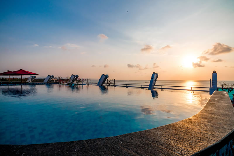 Kutabex Beach Front Hotel