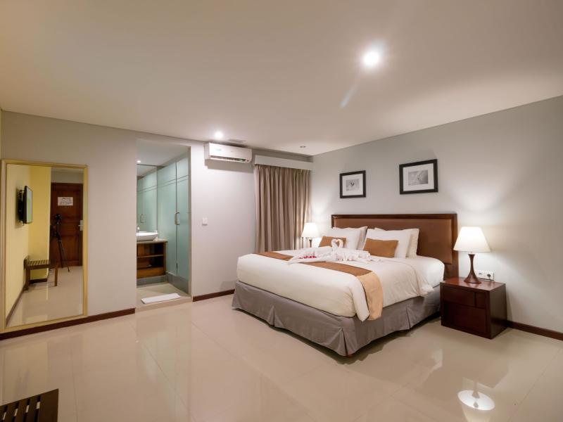 Kutabex Beach Front Hotel