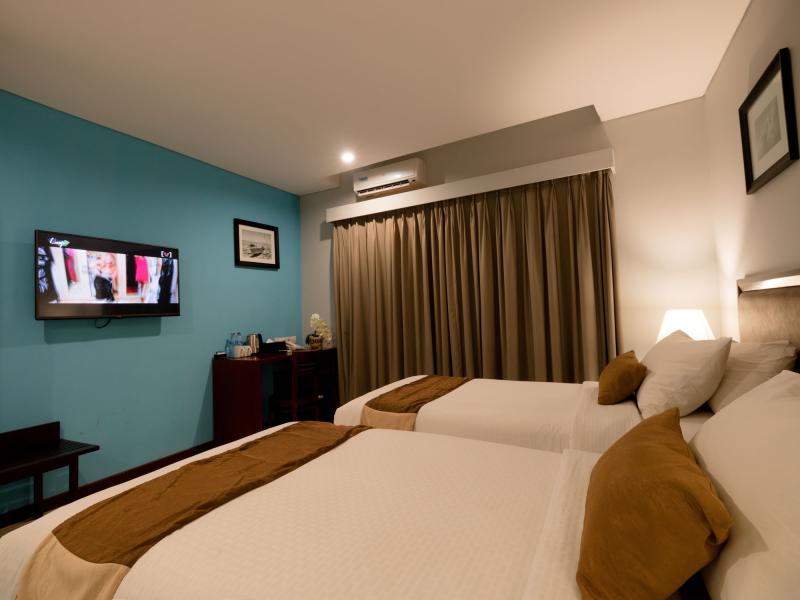 Kutabex Beach Front Hotel