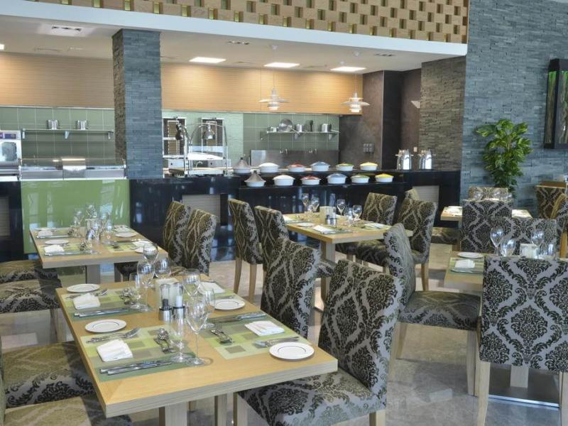 Ramee Grand Hotel & Spa