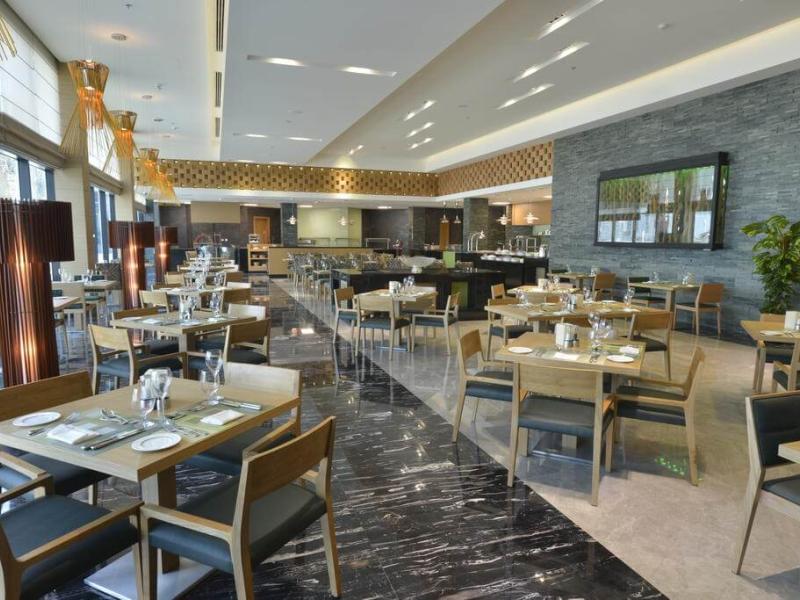 Ramee Grand Hotel & Spa