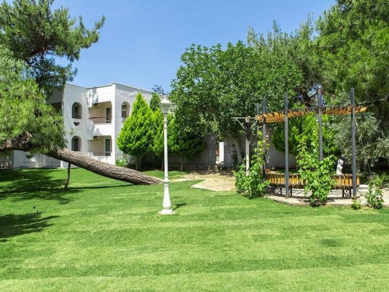 Carpe Mare Beach Resort