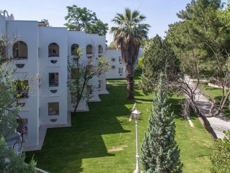 Carpe Mare Beach Resort