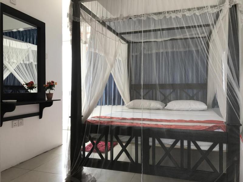 BlueSky Hotel Hikkaduwa