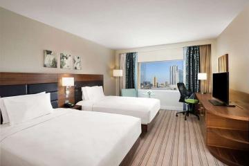 Отель Hilton Garden Inn Ras Al Khaimah ОАЭ, Рас Аль Хайма, фото 13