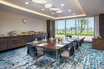 Отель Hilton Garden Inn Ras Al Khaimah ОАЭ, Рас Аль Хайма, фото 22