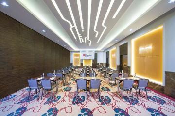 Отель Hilton Garden Inn Ras Al Khaimah ОАЭ, Рас Аль Хайма, фото 24