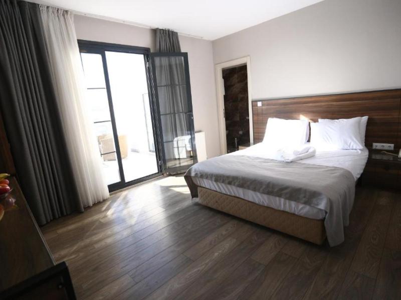 Albatros Premier Hotel