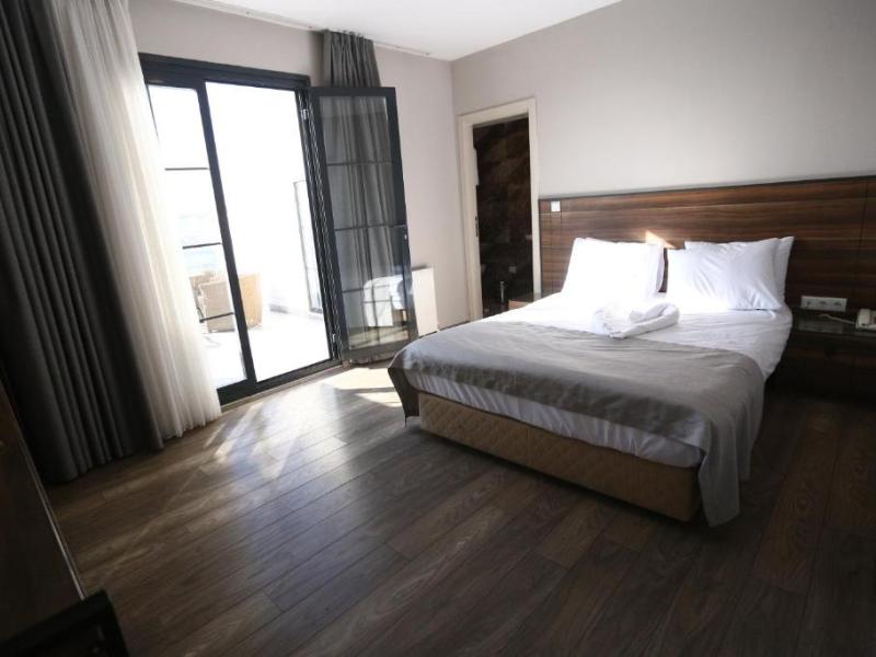 Albatros Premier Hotel