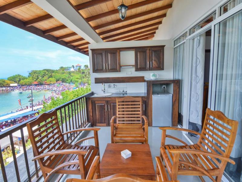 Wave Beach Resort Unawatuna