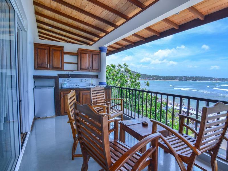 Wave Beach Resort Unawatuna