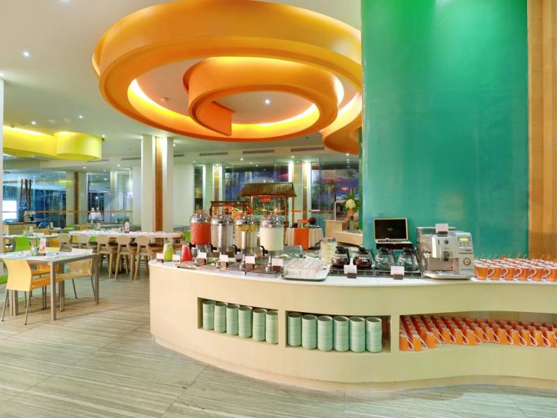 Harris Hotel & Residences Sunset Road