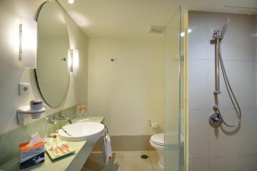 Отель Harris Hotel & Residences Sunset Road Индонезия, о Бали, фото 20