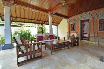 Отель Puri Dewa Bharata Hotel & Villas Индонезия, о Бали, фото 4