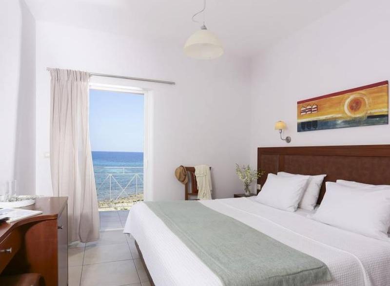 Artina Hotel