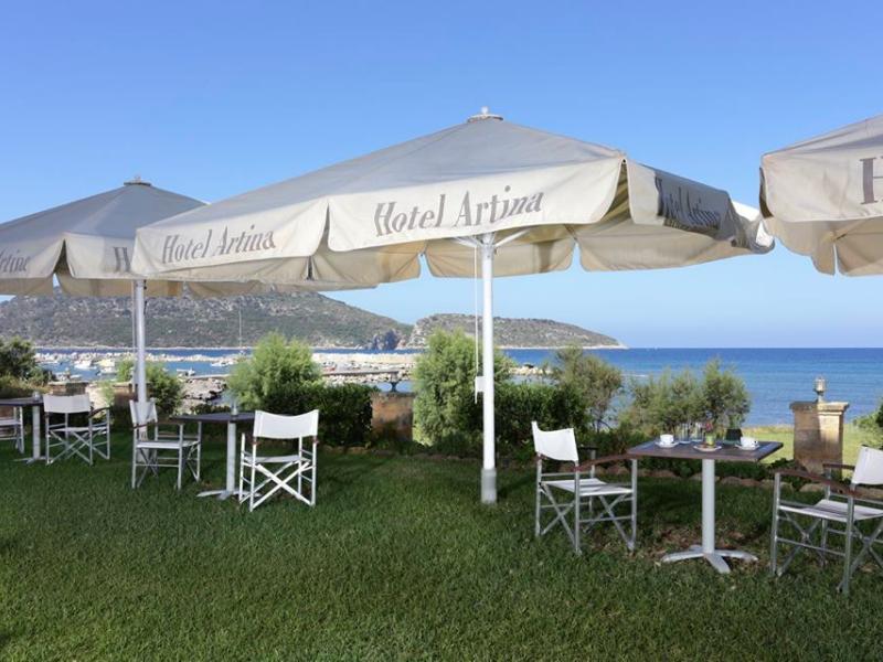 Artina Hotel