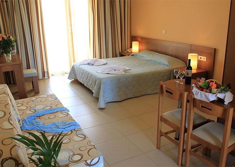 Creta Palm Resort Hotel & Apartments