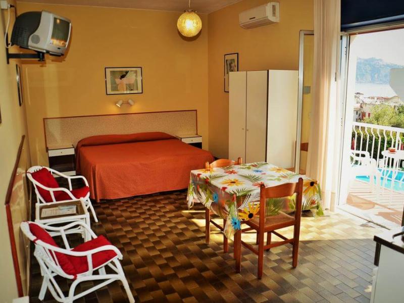 Residence Villa Giardini