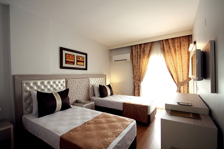 Barbarossa Club & Hotel 