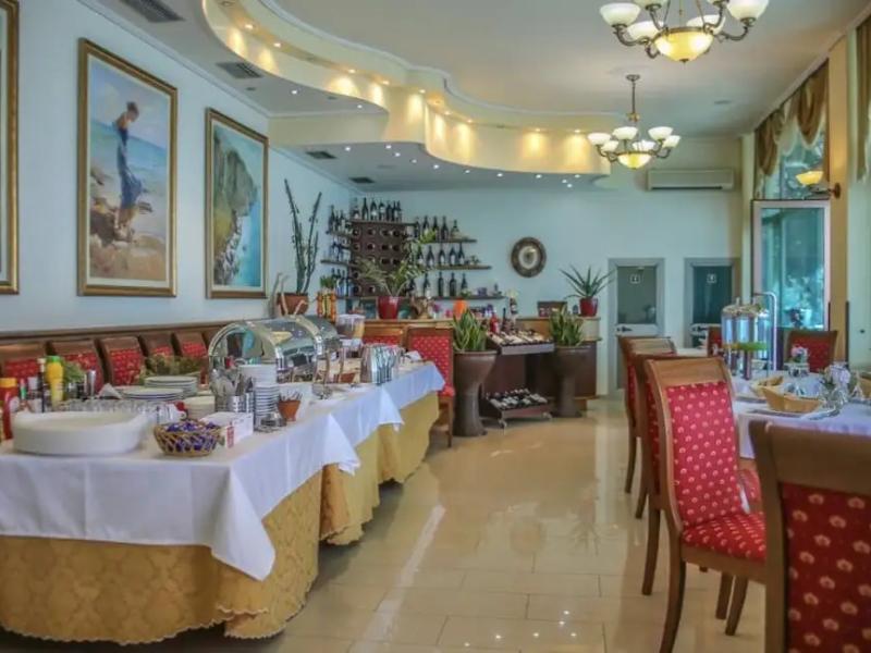 Hotel Liro