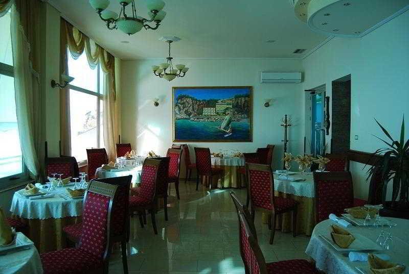 Hotel Liro