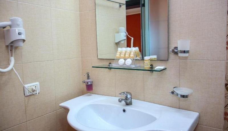 Hotel Liro