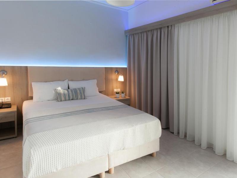 12 Olympian Gods Hotel