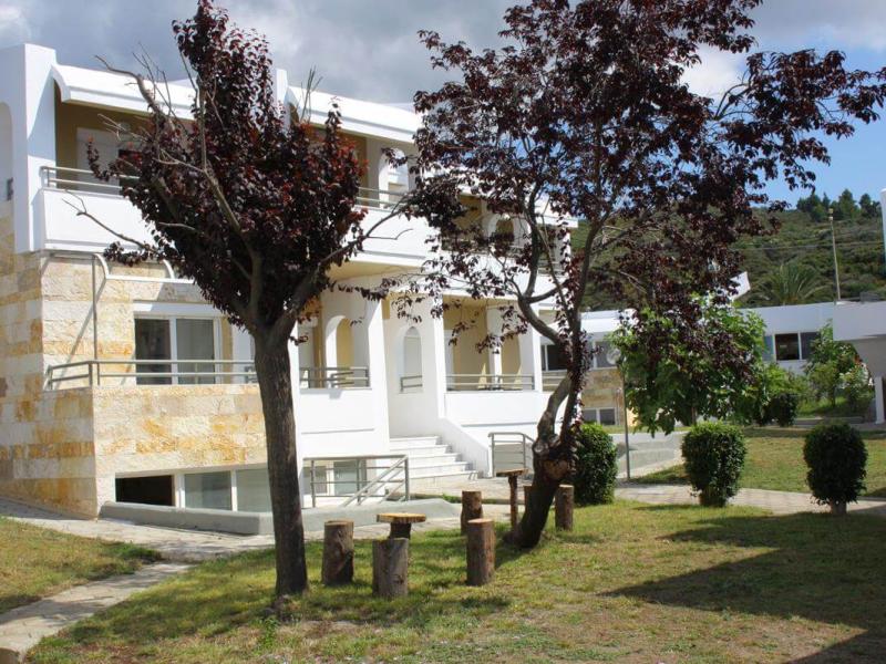 Skion Palace Beach Hotel