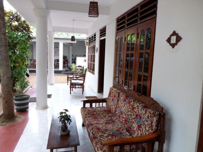 Happy Night & Restaurant