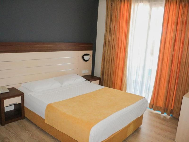 Hawaii Suite Beach Hotel