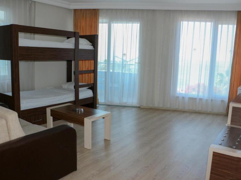 Hawaii Suite Beach Hotel