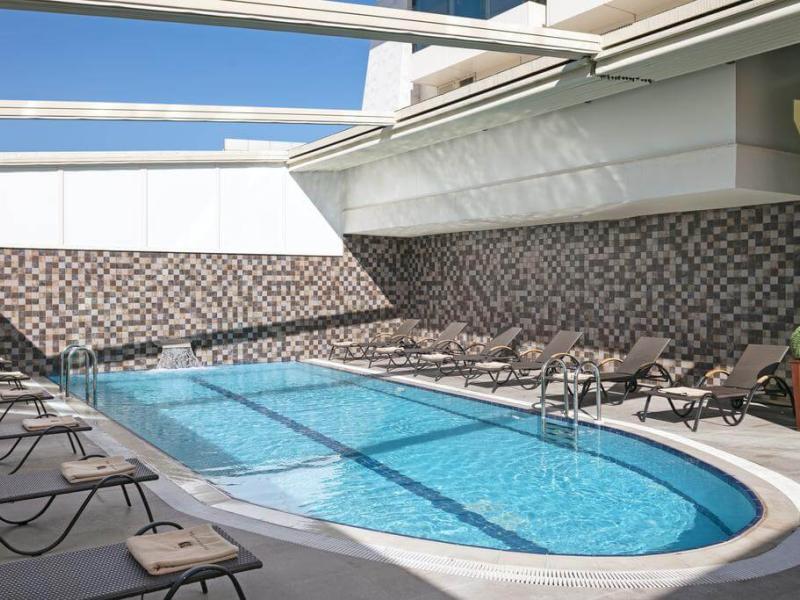 B Business Hotel & Spa