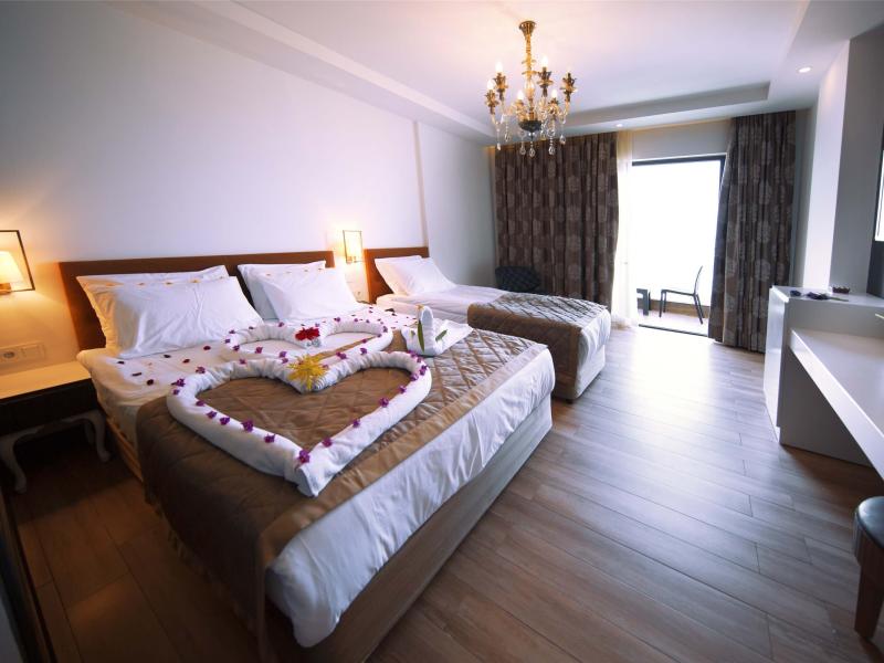 Sey Beach Hotel & Spa