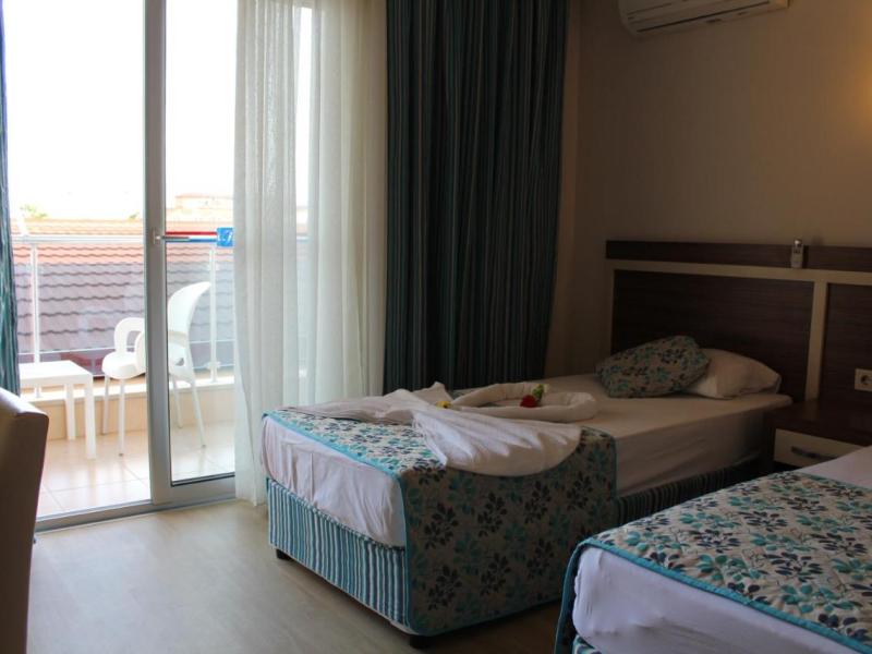 Side West Park Hotel