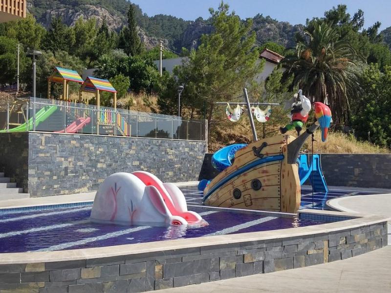 Turunc Premium Hotel