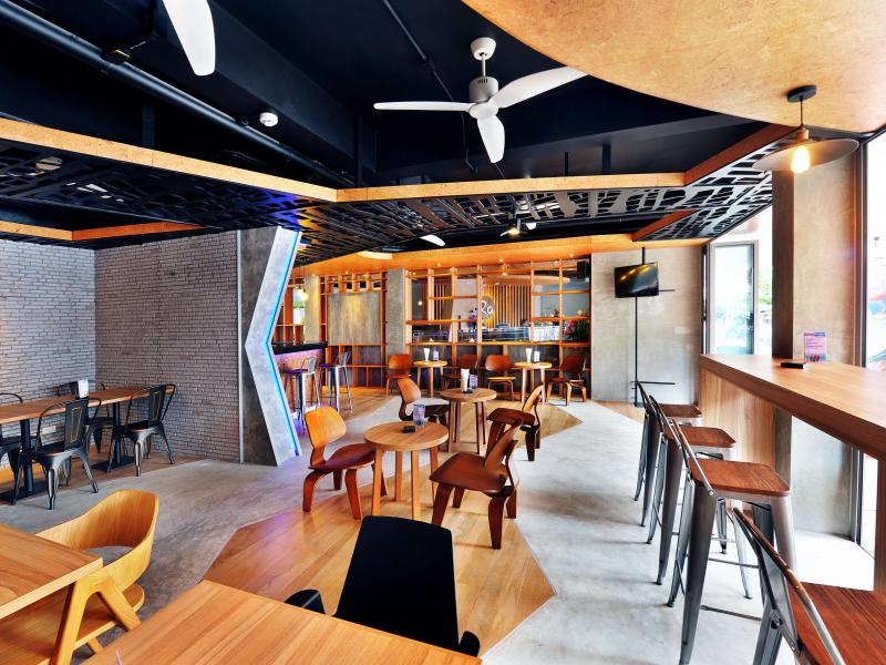 Ratana Patong Beach Hotel by Shanaya