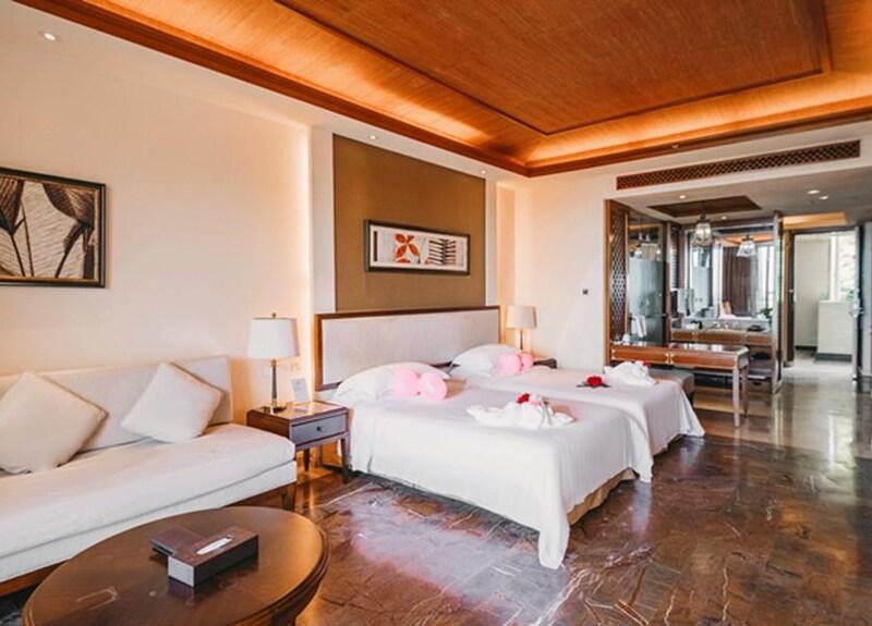 ShiXiShu JianGuo Yalong Bay Resort Hotel