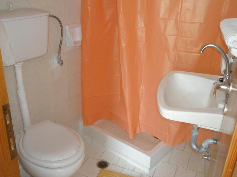 Alexandros Studios & Apartments