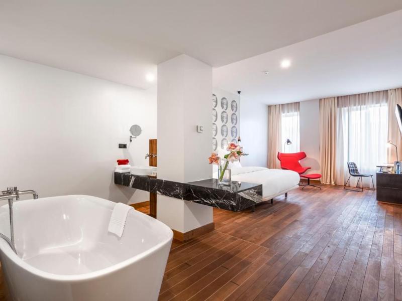 Shota Rustaveli Boutique