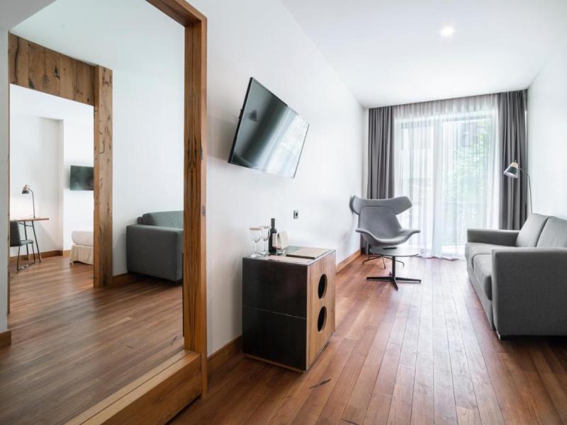 Shota Rustaveli Boutique