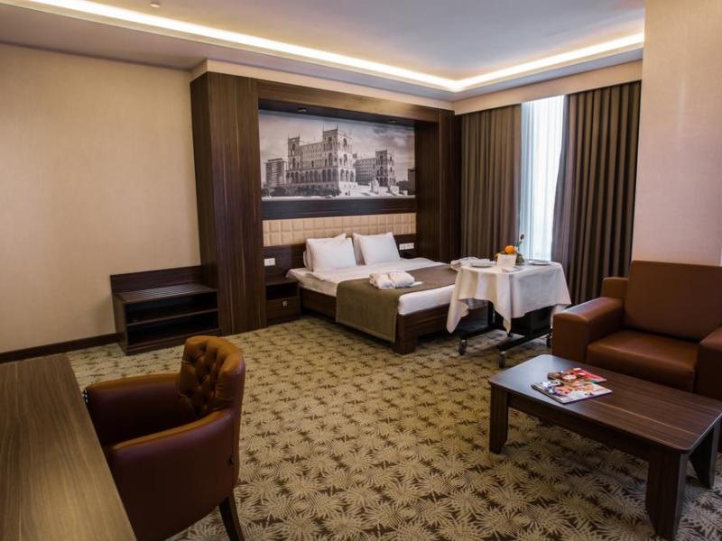 Renaissance Palace Baku